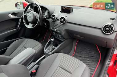 Хетчбек Audi A1 2011 в 
