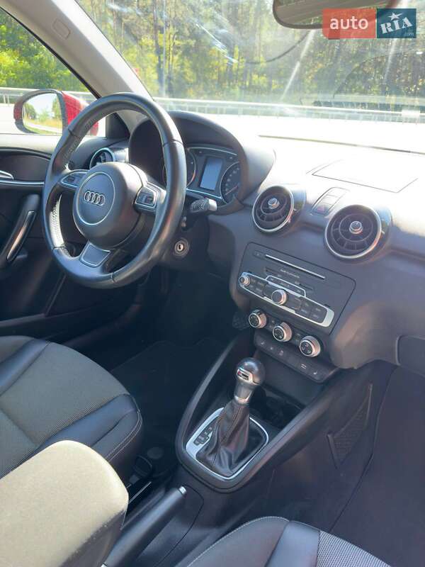 Хэтчбек Audi A1 2015 в Киеве фото 37 Хэтчбек Audi A1 2015 в Киеве