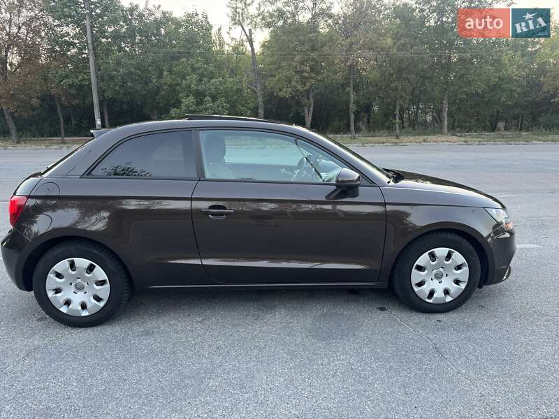 Хетчбек Audi A1 2012 в Запоріжжі