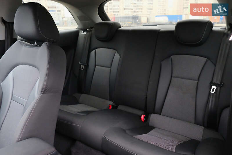 Хетчбек Audi A1 2010 в Києві