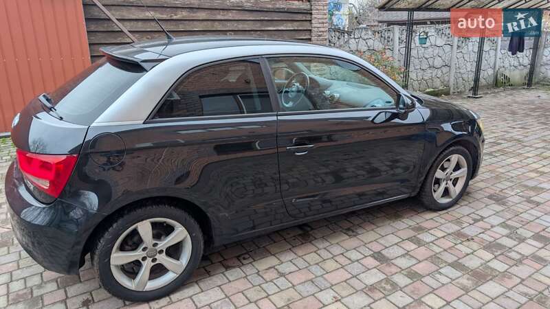 Хэтчбек Audi A1 2010 в Виннице