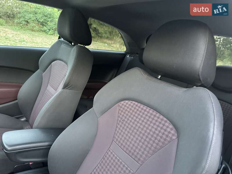 Хэтчбек Audi A1 2012 в Запорожье фото 16 Хэтчбек Audi A1 2012 в Запорожье