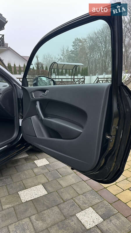 Хэтчбек Audi A1 2015 в Львове