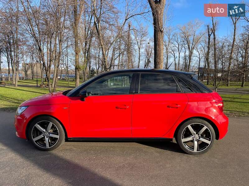 Хэтчбек Audi A1 2013 в Киеве