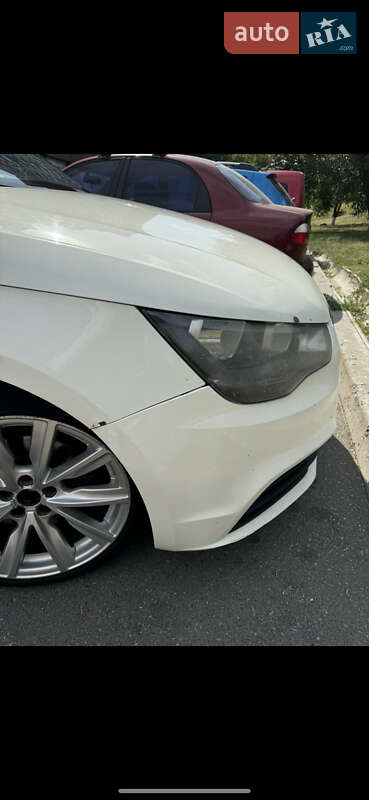 Хэтчбек Audi A1 2012 в Киеве