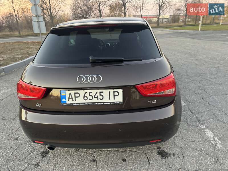 Хэтчбек Audi A1 2012 в Запорожье