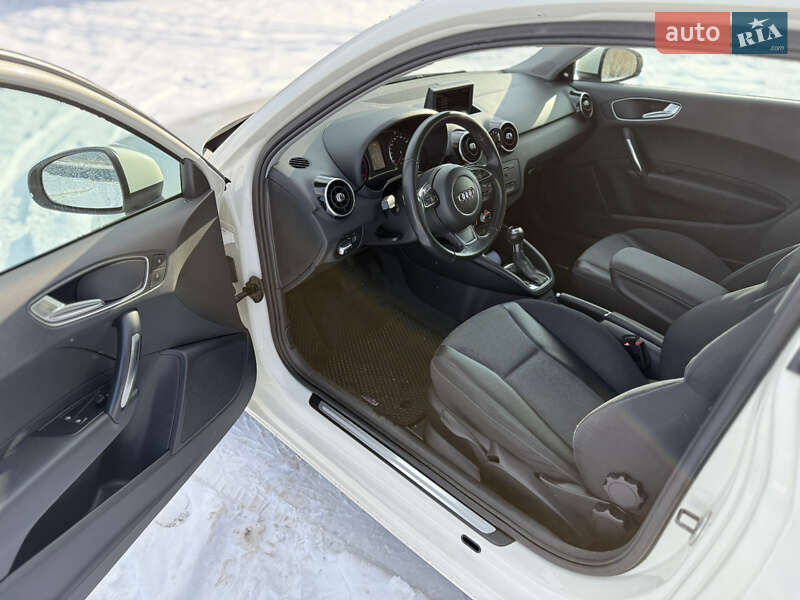 Хетчбек Audi A1 2010 в Харкові