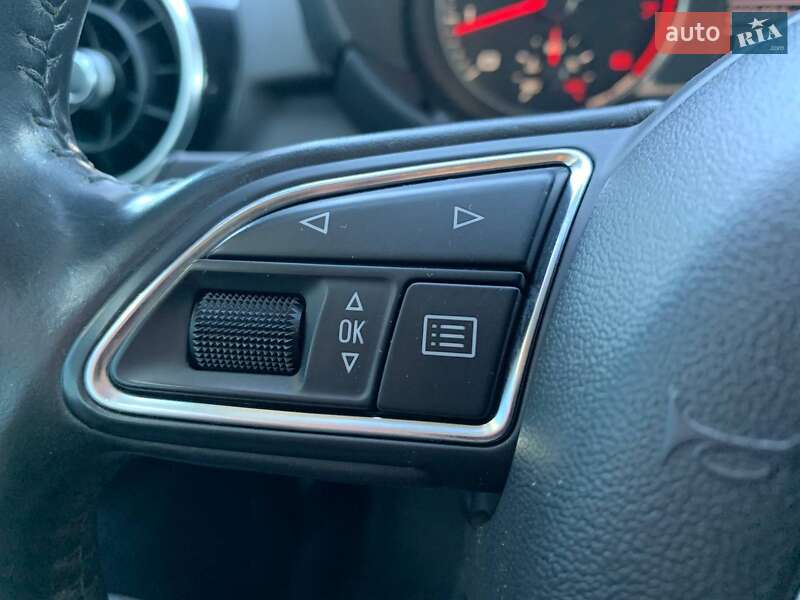 Хэтчбек Audi A1 2011 в Киеве