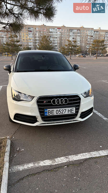 2012 Audi A1, VIN WAUZZZ8X9DB058215:plate — фото 1 (autoria)