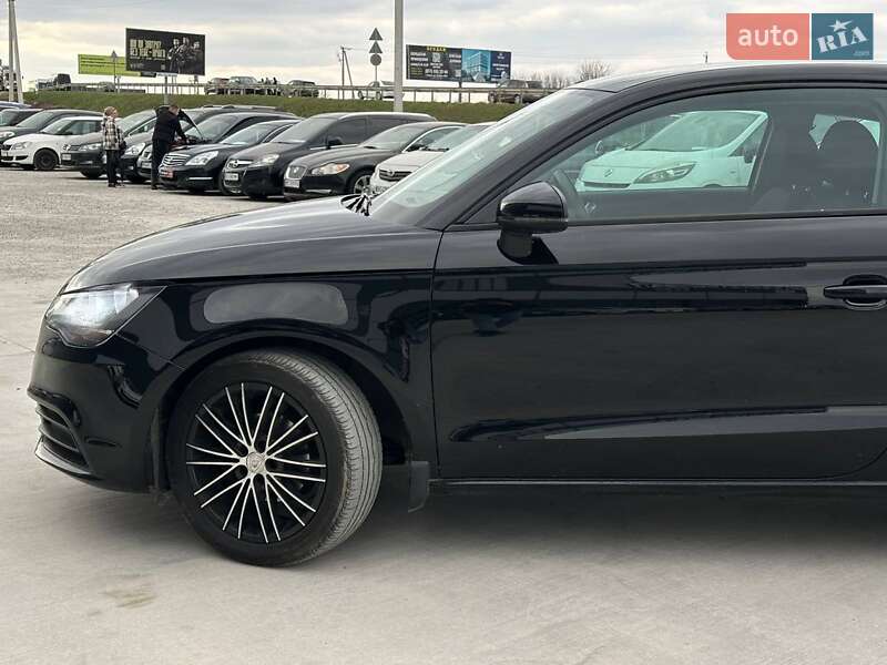 Хэтчбек Audi A1 2011 в Львове