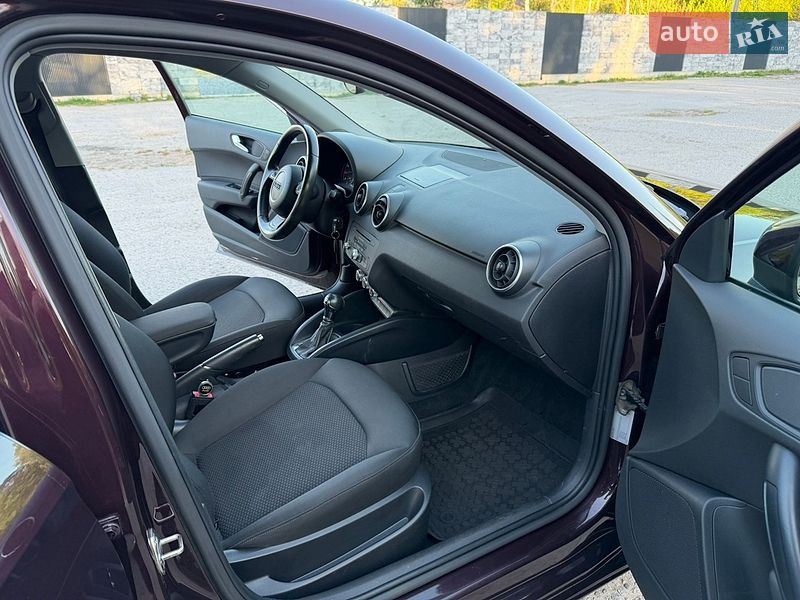 Хэтчбек Audi A1 2013 в Звягеле