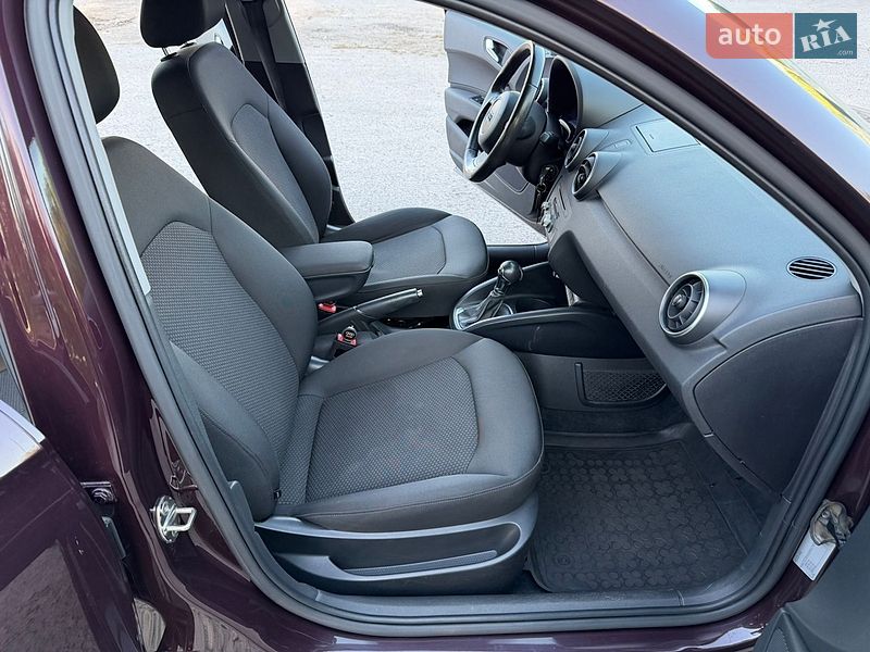 Хэтчбек Audi A1 2013 в Звягеле