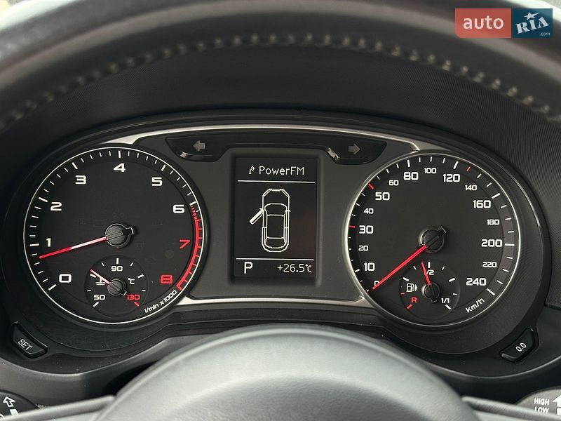 Хэтчбек Audi A1 2010 в Харькове