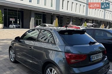Хетчбек Audi A1 2011 в Дніпрі