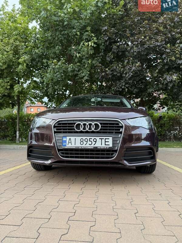 Хетчбек Audi A1 2013 в Софіївській Борщагівці