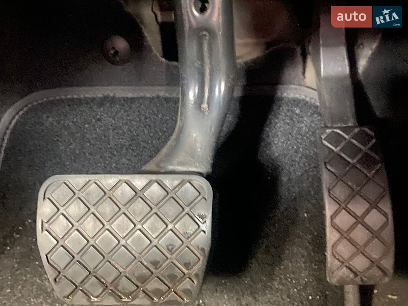 Хэтчбек Audi A1 2011 в Каменском