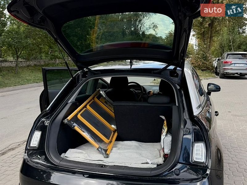 Хэтчбек Audi A1 2012 в Тернополе
