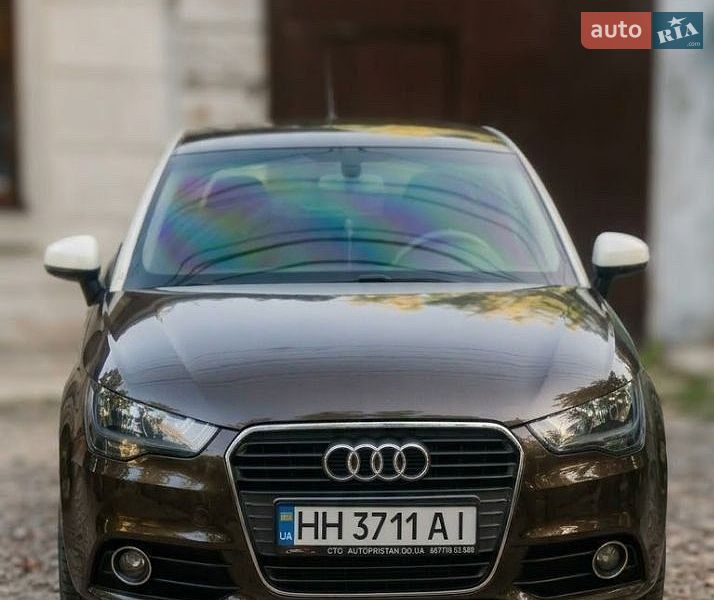 Хэтчбек Audi A1 2011 в Одессе