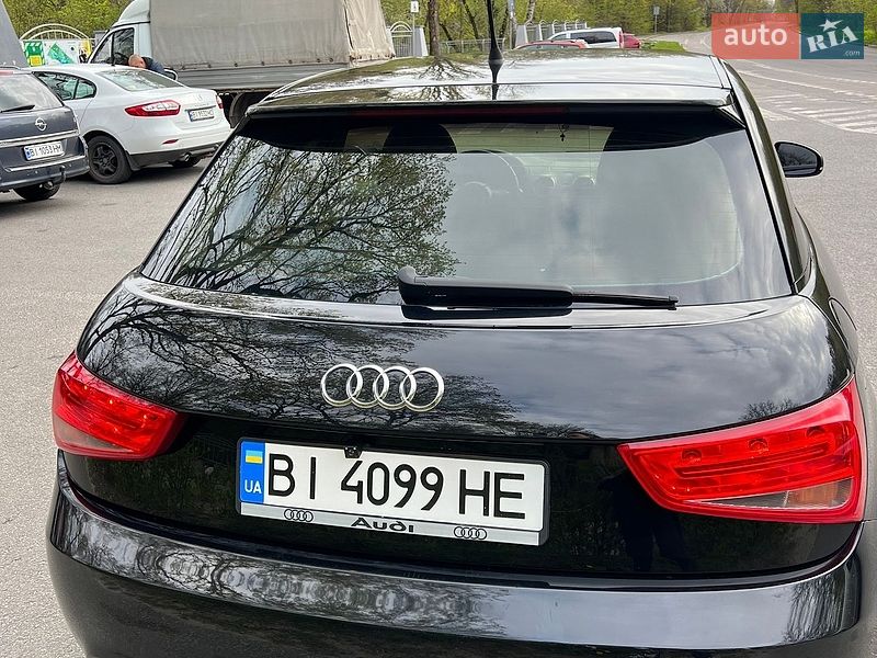 Хэтчбек Audi A1 2011 в Полтаве