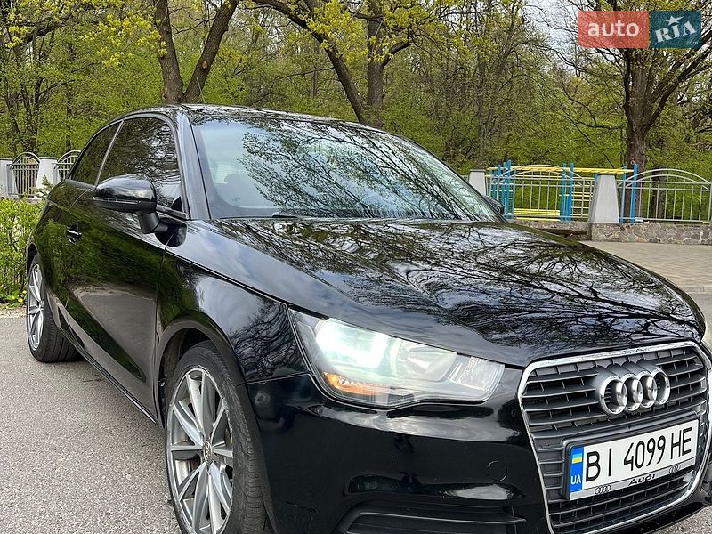 Хэтчбек Audi A1 2011 в Полтаве