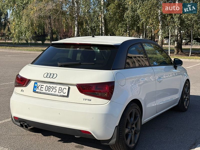 Хэтчбек Audi A1 2010 в Кривом Роге
