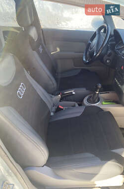 Хетчбек Audi A2 2002 в Верховині