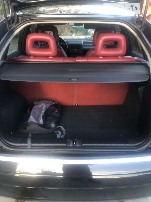 Хэтчбек Audi A2 2001 в Новой Одессе