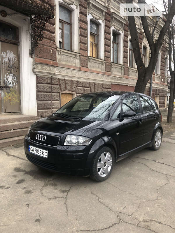 Хэтчбек Audi A2 2001 в Новой Одессе