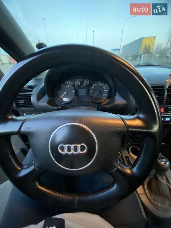 Хэтчбек Audi A2 2001 в Ковеле