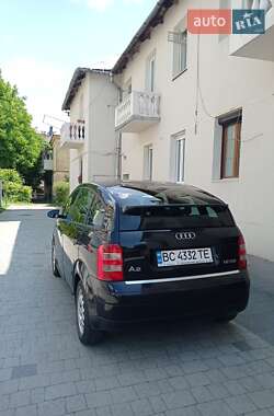 Хэтчбек Audi A2 2002 в 