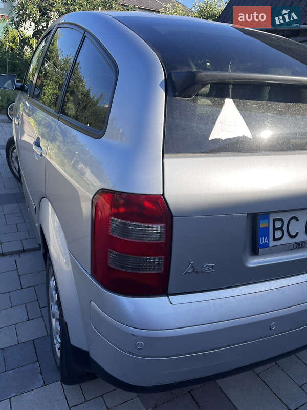 Хэтчбек Audi A2 2001 в Хусте