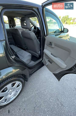 Хэтчбек Audi A2 2001 в 