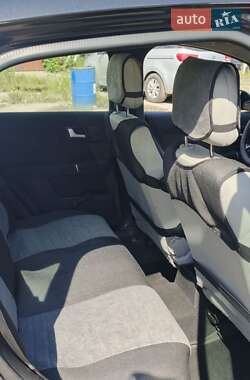Хэтчбек Audi A2 2001 в 
