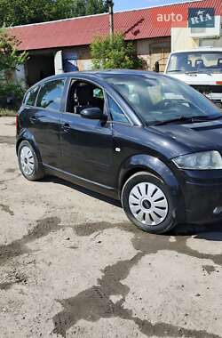 Хэтчбек Audi A2 2001 в 
