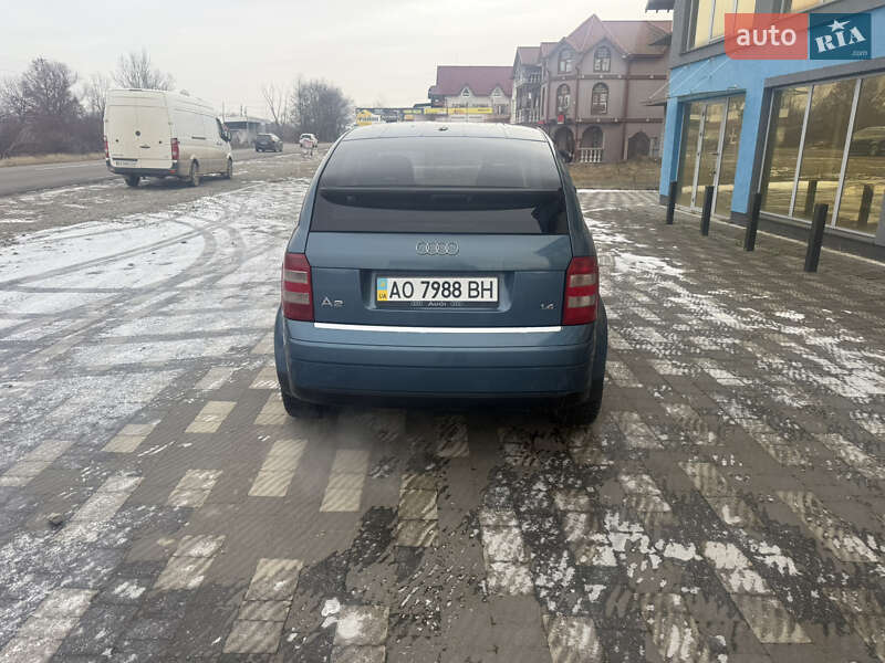 Хэтчбек Audi A2 2001 в Тячеве