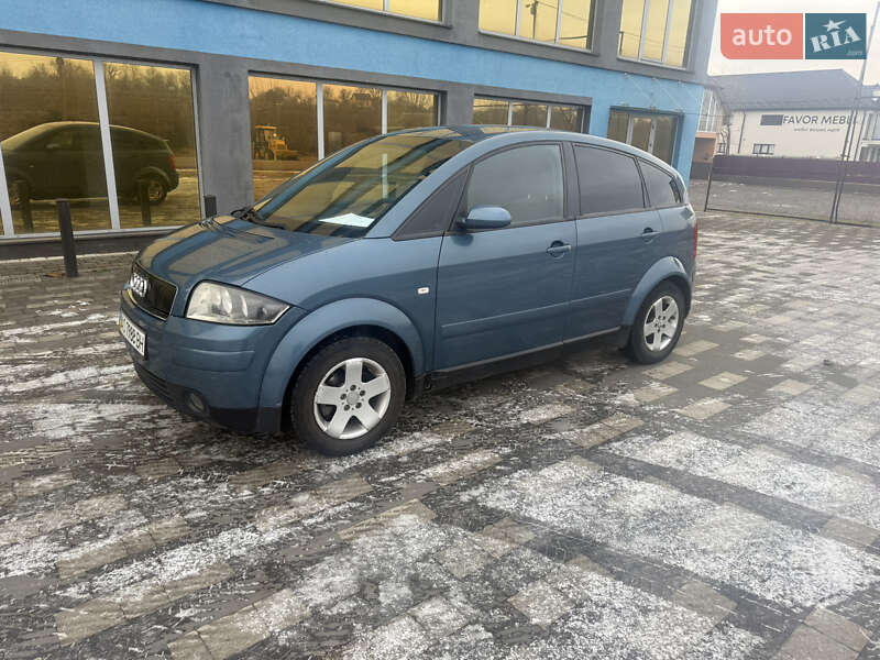 Хэтчбек Audi A2 2001 в Тячеве