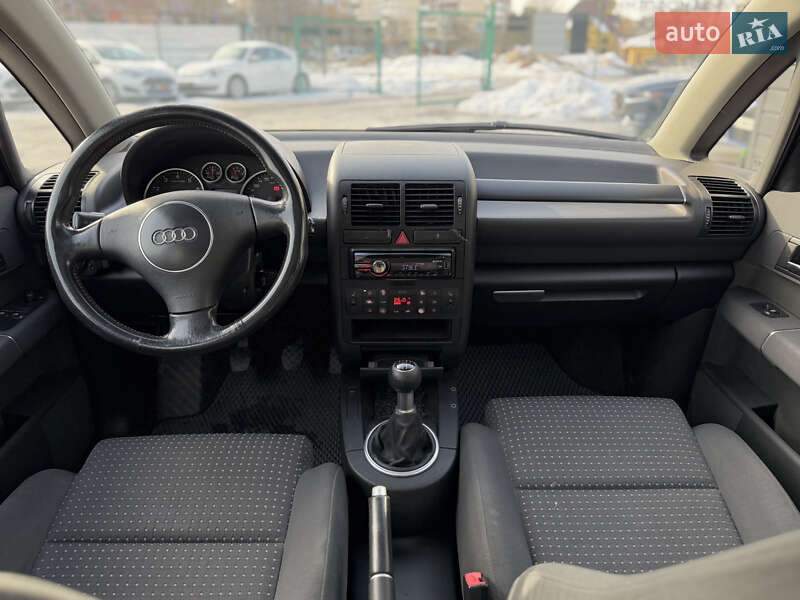 Хэтчбек Audi A2 2002 в Шептицькому