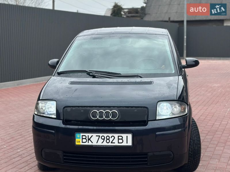 Хетчбек Audi A2 2002 в Сарнах