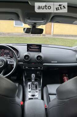 Седан Audi A3 Sportback 2017 в Львове