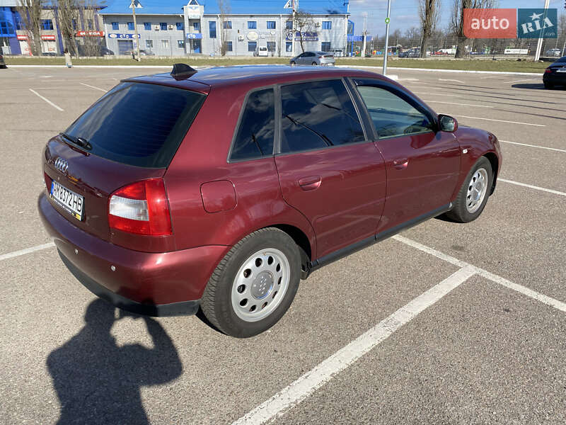 Хэтчбек Audi A3 Sportback 2002 в Житомире