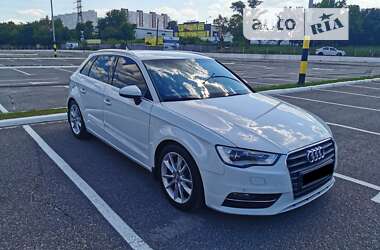 Хэтчбек Audi A3 Sportback 2013 в Киеве