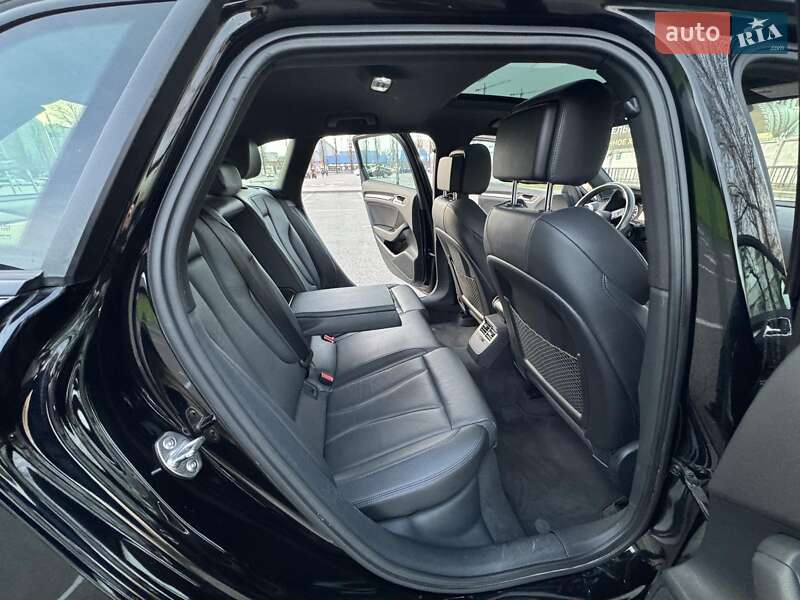 Хетчбек Audi A3 Sportback 2018 в Києві