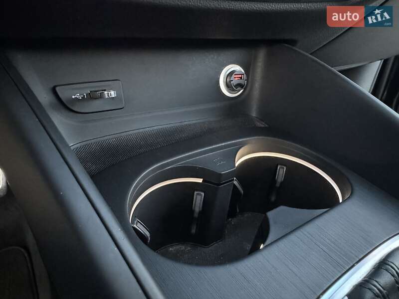 Хетчбек Audi A3 Sportback 2018 в Києві