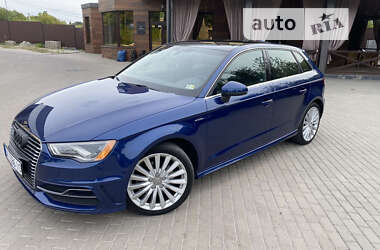 Хетчбек Audi A3 Sportback 2015 в Борисполі