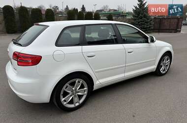 Хетчбек Audi A3 Sportback 2010 в Луцьку