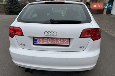 Хетчбек Audi A3 Sportback 2010 в Луцьку