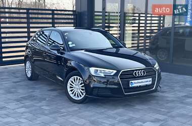 Хетчбек Audi A3 Sportback 2018 в 