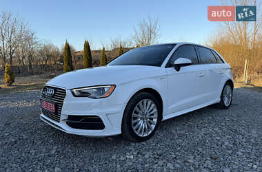 Хэтчбек Audi A3 Sportback 2016 в Яворове