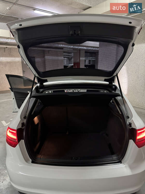 Хэтчбек Audi A3 Sportback 2012 в Одессе