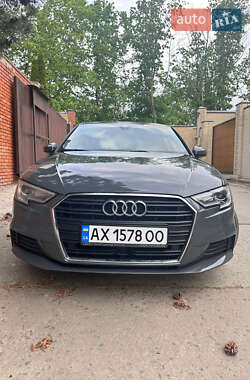 Хетчбек Audi A3 Sportback 2019 в Харкові